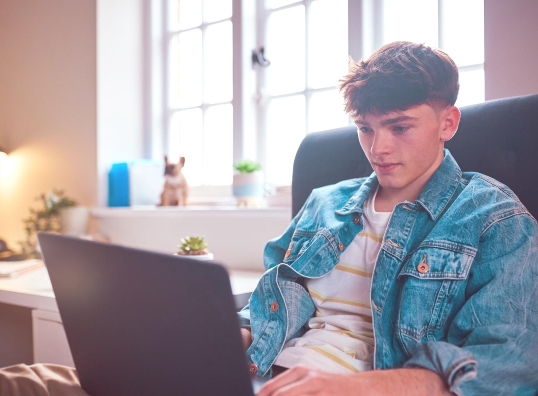 Moderne Lernumgebung mit strukturiertem Ansatz für persönliche Entwicklung